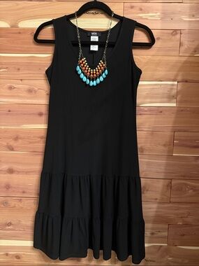 MSK Black Sleeveless Tiered Midi Dress